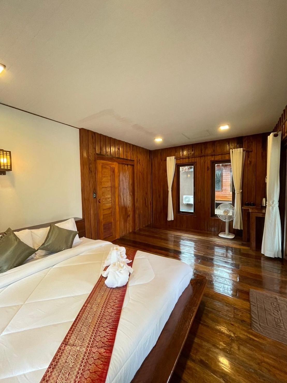 Coco Canopy Boutique Resort Koh Jum Exterior photo